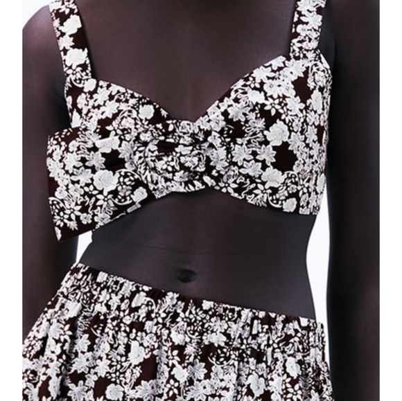 NWTs zara crop buckle top - Picture 7 of 8